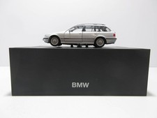 Mini carro prata especial BMW 5 Series Touring E39 Station Wagon Dealer em escala 1/43, usado comprar usado Mini carro prata especial BMW 5 Series Touring E39 Station Wagon Dealer em escala 1/43, usado comprar usado  Enviando para Brazil