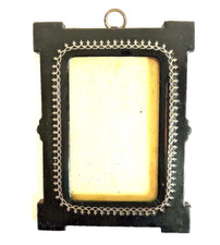 Charming small lacquered d'occasion  Expédié en Belgium