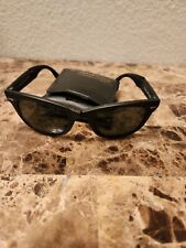Óculos de sol dobrável vintage B&L Ray Ban Wayfarer Bausch & Lomb com estojo original comprar usado Óculos de sol dobrável vintage B&L Ray Ban Wayfarer Bausch & Lomb com estojo original comprar usado  Enviando para Brazil