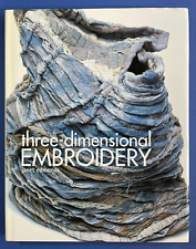 Broderie contemporaine dimensi d'occasion  Morestel