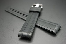 Cinturino gomma nera usato Cinturino gomma nera usato  Spedire a Italy