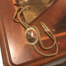 Colar de casamento vintage dourado base unicórnio e pedra marrom natural gravata bolo cowboy comprar usado  Enviando para Brazil