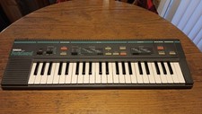 Piano portátil vintage Yamaha PSS-160 PortaSound FUNCIONA TESTADO , usado comprar usado  Enviando para Brazil