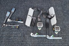 Coppia cinture sicurezza usato  Sinopoli