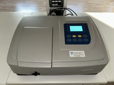 Spectrophotometer 1200 usato  Visano