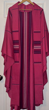 Catholic priests pink d'occasion  Expédié en Belgium