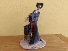 Statuina ceramica avvocato usato  Vigevano