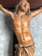 Grand crucifix sculpté d'occasion  Montrouge