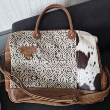 Loberon schultertasche kuhfell gebraucht kaufen  Sehnde