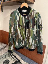 Giacca bomber uomo usato  Bresso