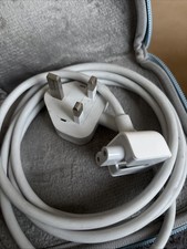 Genuine apple cable for sale  GILLINGHAM