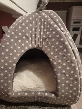 Igloo cat bed for sale  ORPINGTON