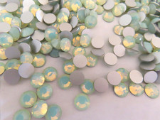 Pacote completo 288 Preciosa VIVA 12 Hot Fix Flatbacks 30ss opala crisólita. comprar usado Pacote completo 288 Preciosa VIVA 12 Hot Fix Flatbacks 30ss opala crisólita. comprar usado  Enviando para Brazil