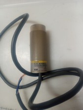Usado,  Sensor interruptor de proximidade capacitivo Omron E2K-X15MY2 12-24VDC MRO INDUSTRIAL  comprar usado  Enviando para Brazil