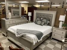 Sophia vergara modern for sale  Marietta