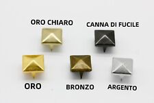 Borchie piramide alette usato  Brescia