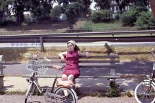 Usado, #SW p Amador 35mm Slide Photo- Mulher no Banco- Bicicleta 1969 comprar usado  Enviando para Brazil