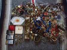Costume jewelry lot for sale  Grantville