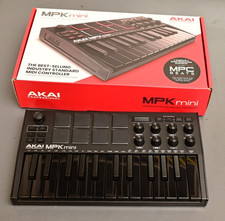 Teclado AKAI MPK Mini USB MIDI preto usado com caixa comprar usado  Enviando para Brazil