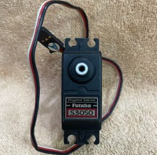 Futaba Servos S-3050 digital alto torque com engrenagens de metal para modelos de controle remoto comprar usado  Enviando para Brazil