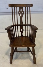 Antiga casa de bonecas miniatura feita à mão réplica de madeira/modelo cadeira de braço Windsor comprar usado  Enviando para Brazil