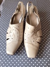 Clarks cream leather for sale  WORCESTER