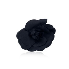 Autentica spilla chanel usato  Italia