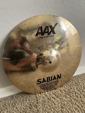 Sabian 18” AAX Stage Crash, acabamento brilhante comprar usado Sabian 18” AAX Stage Crash, acabamento brilhante comprar usado  Enviando para Brazil