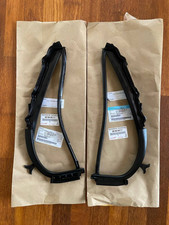 2 x GENUÍNO LH & RH TRASEIRO quarto janela borracha tira meteorológica TOYOTA HILUX 2015-23, usado comprar usado 2 x GENUÍNO LH & RH TRASEIRO quarto janela borracha tira meteorológica TOYOTA HILUX 2015-23, usado comprar usado  Enviando para Brazil