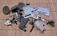 PEÇAS DE MÁQUINA DE COSTURA SINGER PARA ULTRA-LOCK SERGER 14SH654 ESCOLHA! comprar usado PEÇAS DE MÁQUINA DE COSTURA SINGER PARA ULTRA-LOCK SERGER 14SH654 ESCOLHA! comprar usado  Enviando para Brazil