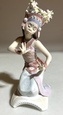 Lladro indian pose for sale  Auburn Hills
