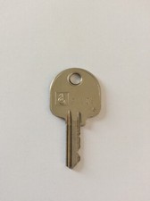 Ersatzschlüssel büromöbel h gebraucht kaufen  Schweitenkirchen