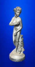 Statuina. fanciulla pietra usato  Bari