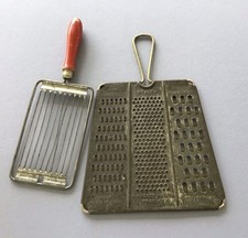 Grattugia vintage tomado usato Grattugia vintage tomado usato  Spedire a Italy