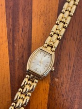 Relógio da moda feminino tom dourado mostrador formal prata 22mm - Nova bateria comprar usado  Enviando para Brazil