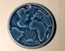 Gaulle médaille céramique d'occasion  Bourg-de-Thizy
