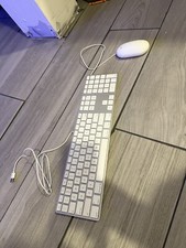 Combo de teclado con cable Apple con teclado numérico y mouse segunda mano  Embacar hacia Mexico