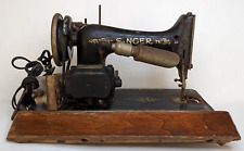 Usado, Antiga máquina de costura Singer AB928045 com motor e luz - para peças ou reparos comprar usado  Enviando para Brazil