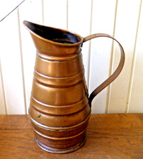 Ancien grand broc d'occasion  Wimille