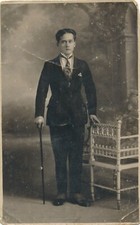 Photo carte jeune d'occasion  Expédié en Belgium