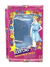 Barbie exclusive moda usato  Italia