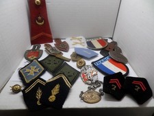 Lot insignes insigne d'occasion  Liesse-Notre-Dame