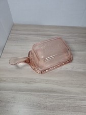 Prato de manteiga ou queijo de vidro rosa depressão. Marca sem fabricante  comprar usado  Enviando para Brazil