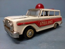 Modellino ambulanza latta usato  Andria