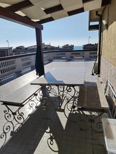 Tavolo esterno con usato  Carrara