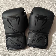 Guantes de Boxeo Venum Negro sobre Negro Gancho y Lazo 14 Oz segunda mano  Embacar hacia Argentina