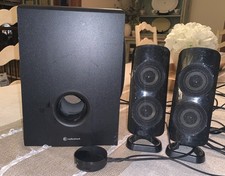 Alto-falantes multimídia Radio Shack 120V AC 60 HZ 2.1 para computador com subwoofer comprar usado Alto-falantes multimídia Radio Shack 120V AC 60 HZ 2.1 para computador com subwoofer comprar usado  Enviando para Brazil