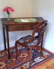 Vintage mahogany writing for sale Vintage mahogany writing for sale  GRANTHAM