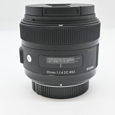 Sigma 30mm 1.4 d'occasion  Expédié en Belgium