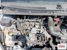 toyota yaris 1 4d4d usato  Catania